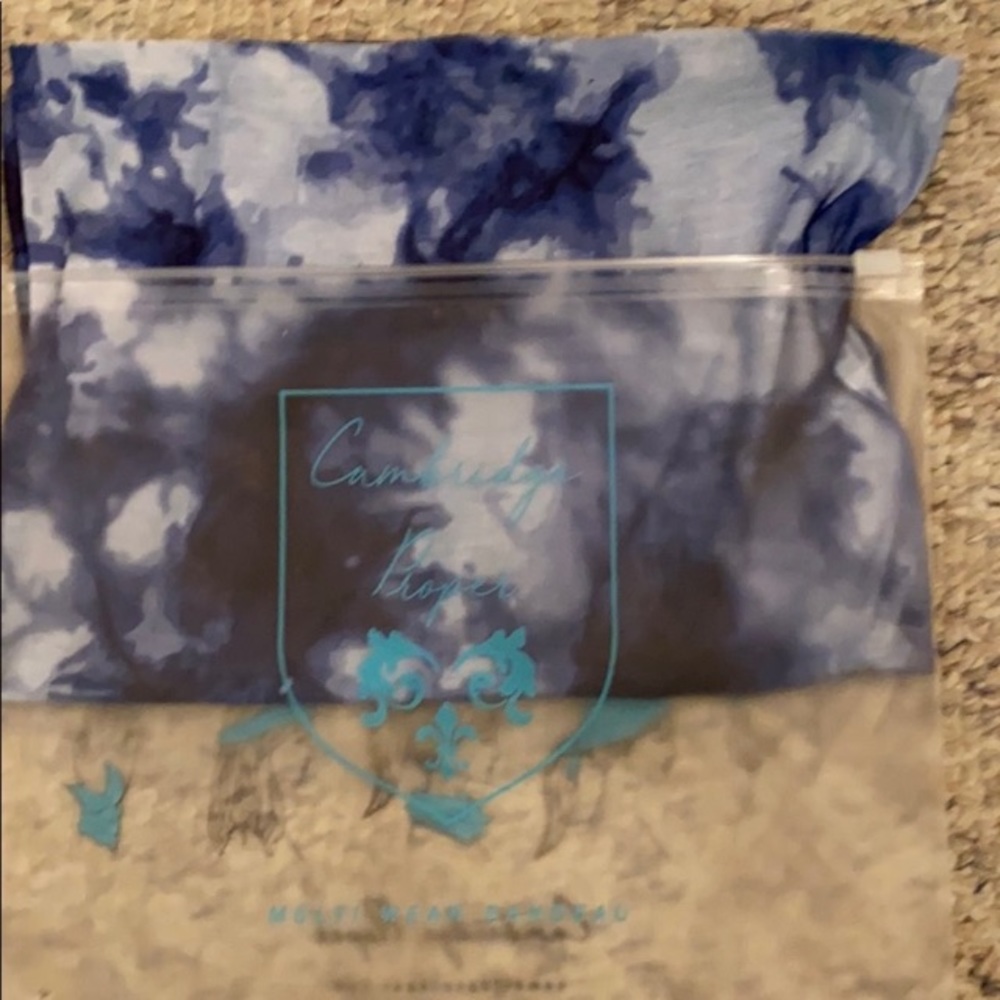 Cambridge Proper Multi Wear Bandeau NWT